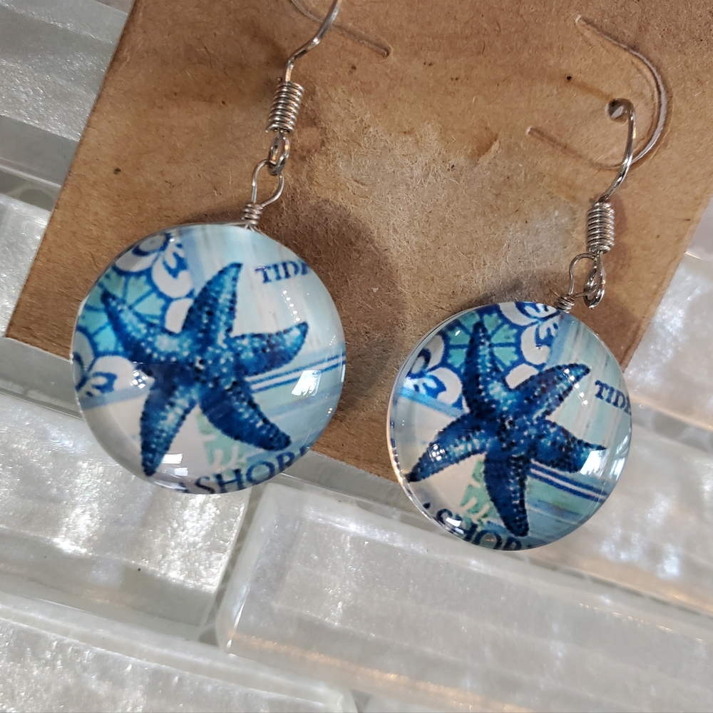 Glass Dome Star Fish Earrings NEW